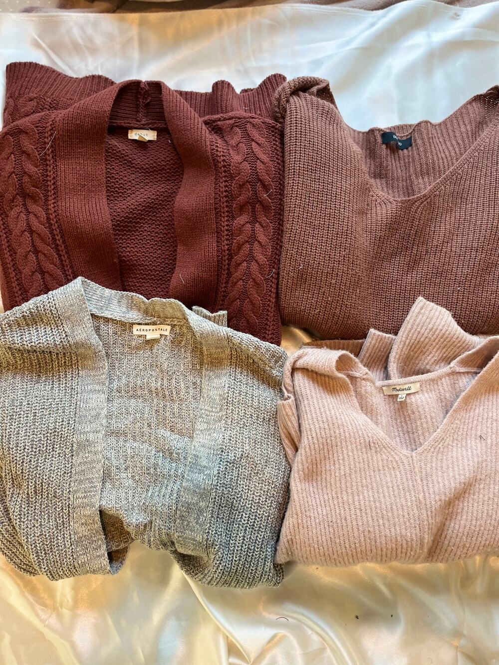 Bundle of 4 womens sweaters and cardigans